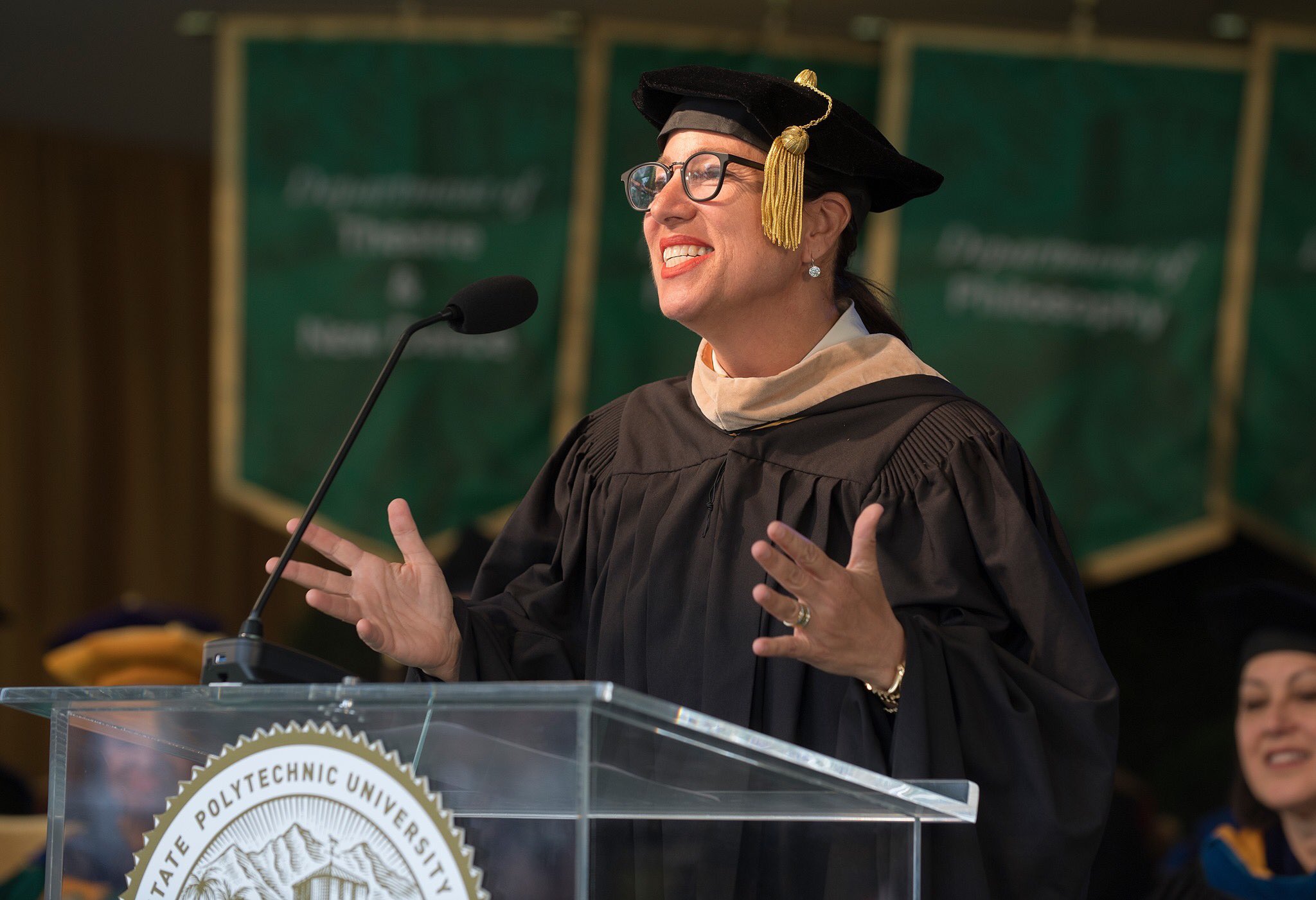 Image of Lt. Governor Kounalakis speaking
