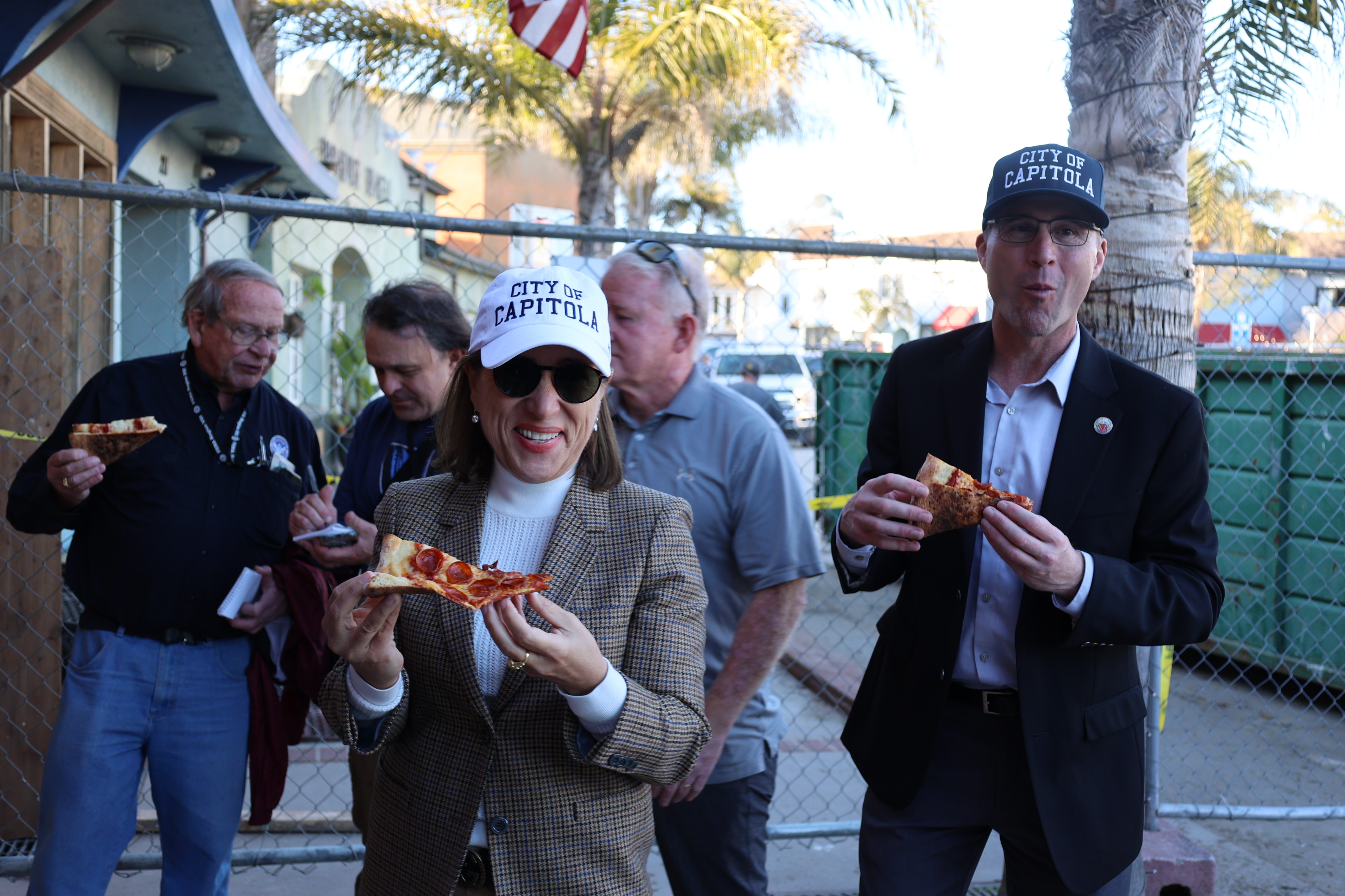 Image of Lt. Governor Kounalakis with Capitola City Manager eating at Pizza My Heart