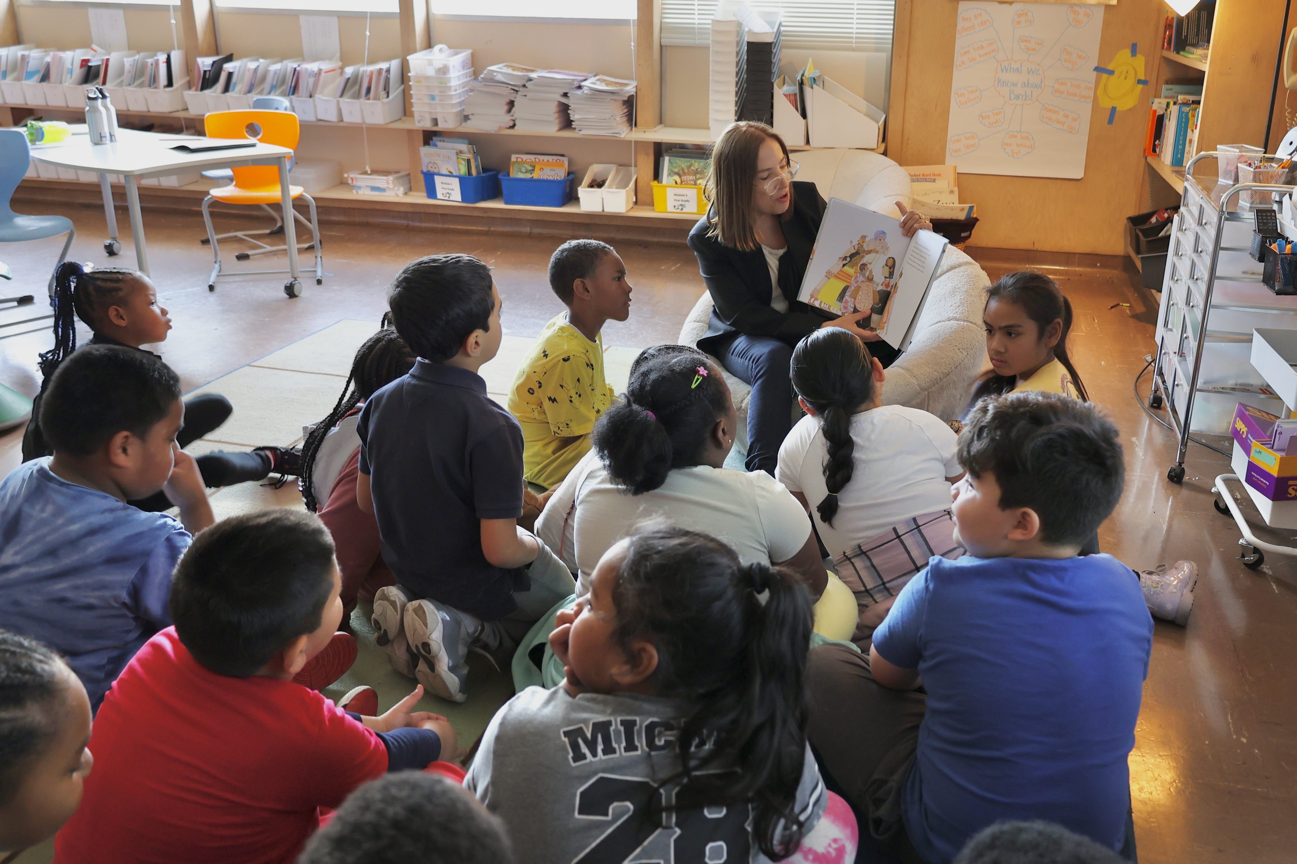Acting Governor Eleni Kounalakis Reads to Students in Oakland for Read Across America Day