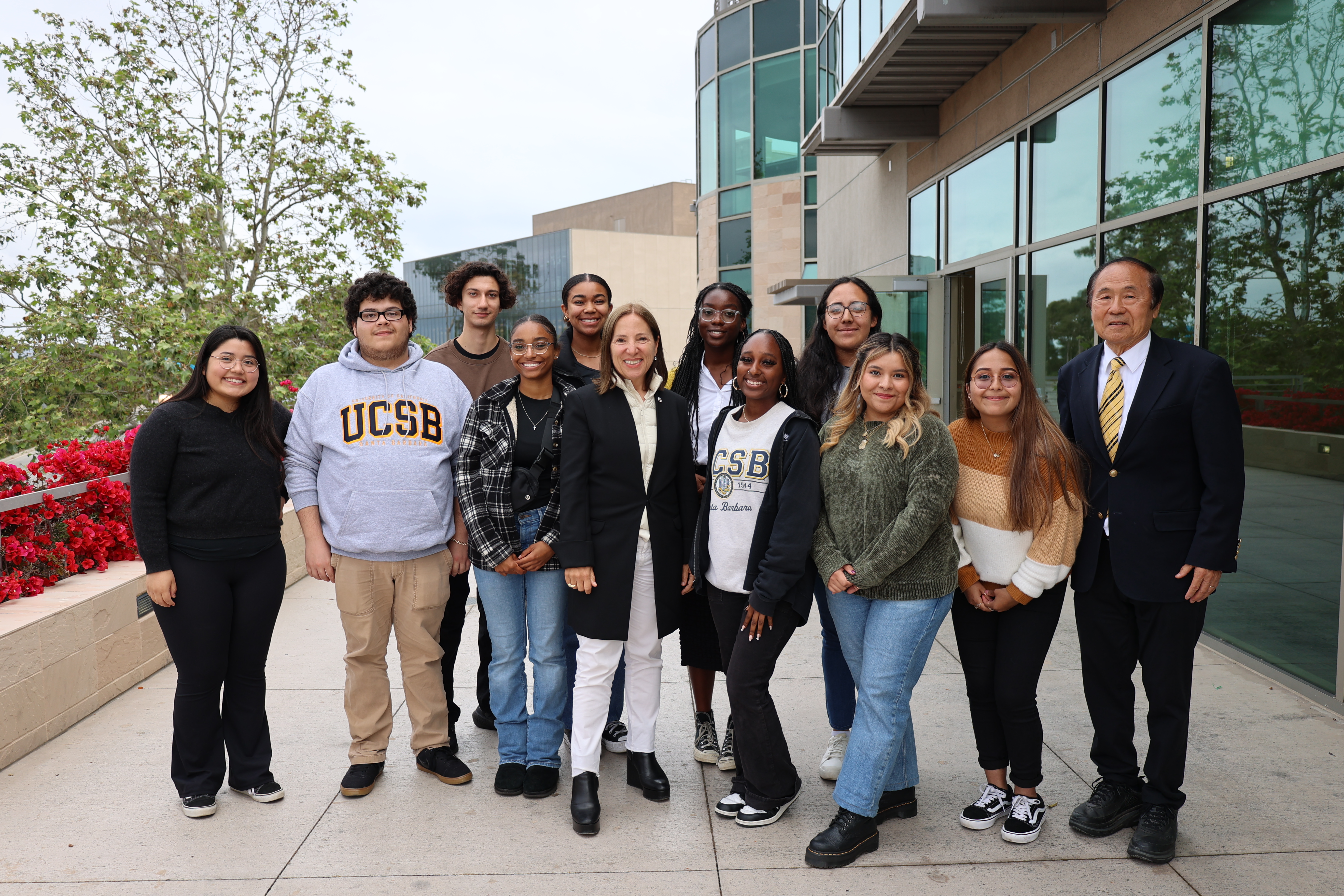 Image of Lt. Governor on a tour of UCSB