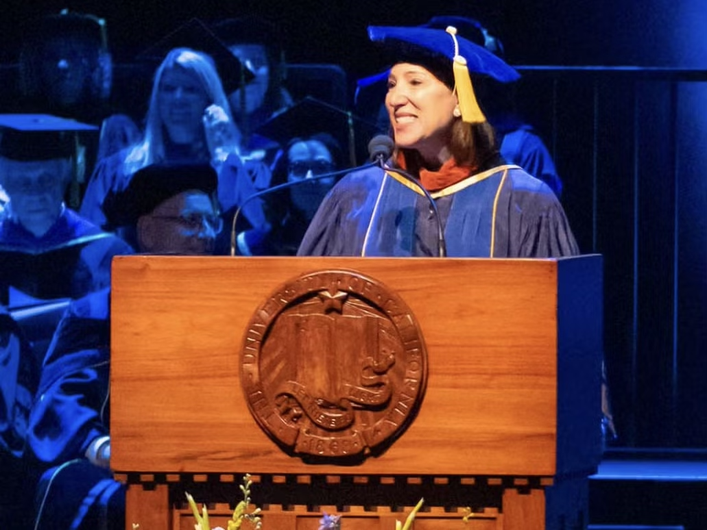 Image of Lt. Gov. Kounalakis at the podium in Santa Barbara, CA.